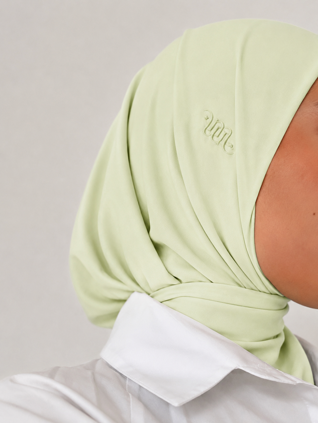 SLIP-ON HIJAB 'MATCHA CLOUD'